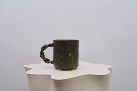 Earthenware Twist Mug