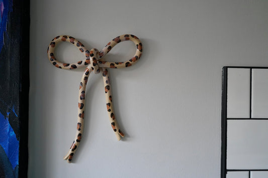 Leopard Bow
